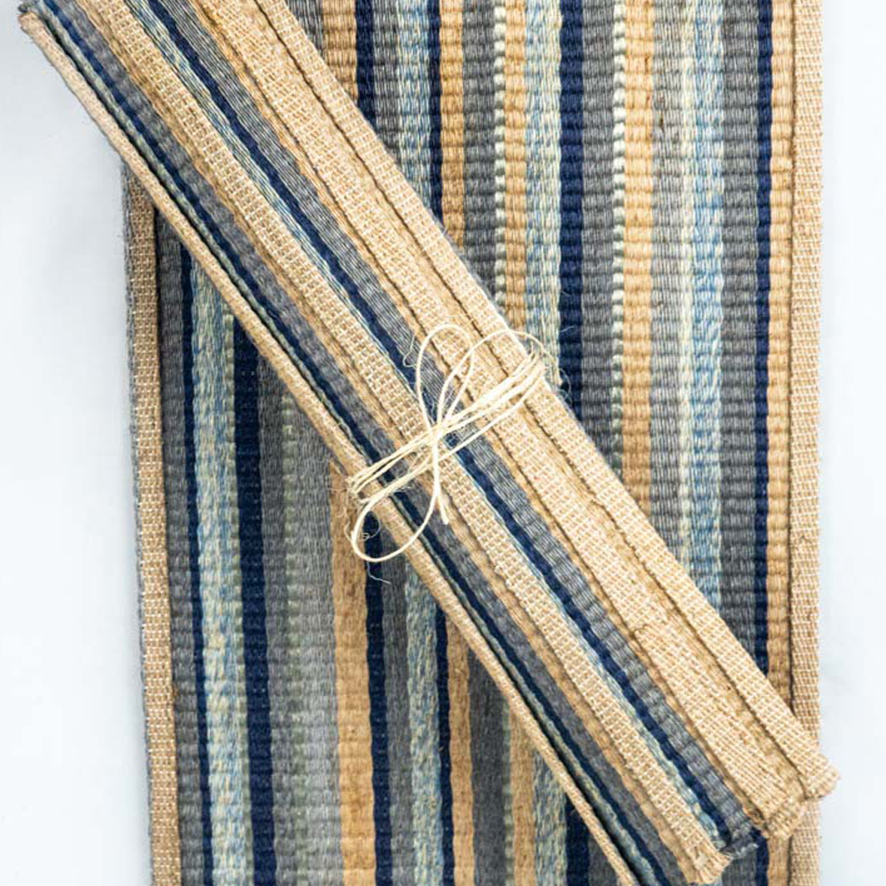 Metallic thread placemats image 4