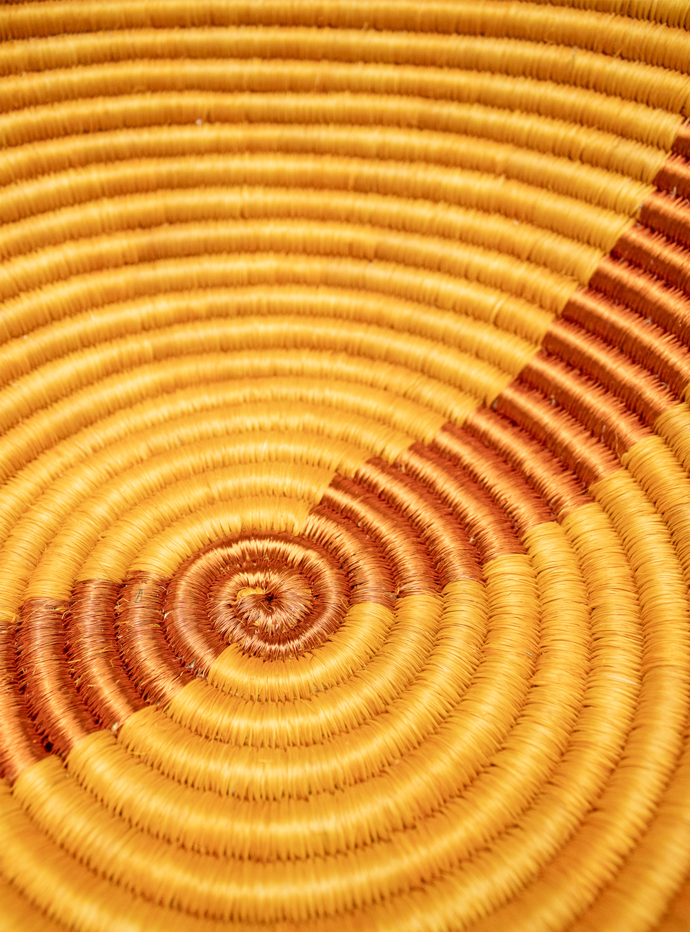 Sunshine fique centerpiece image 2